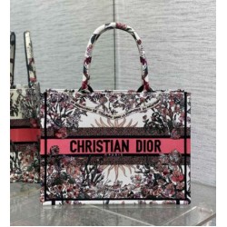 Borsa tote media Dior Book Ricamo Dior 4 Saisons Printemps Soleil Borsa tote media Dior Book Ricamo Dior 4 Saisons Printemps Soleil