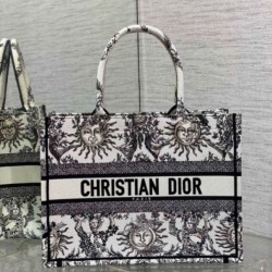 Dior Medium Book Tote Bag Bianco Toile de Jouy Soleil Embroidery