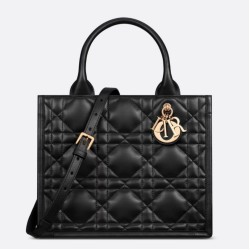 Borsa Dior piccola book tote con tracolla Pelle di vitello macrocannage nera