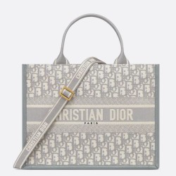 Dior Medium Book Tote Bag con tracolla Oblique Embroidery e pelle di vitello grigia