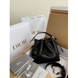 Borsa a Secchiello Dior Piccola Jolie Pelle di Agnello Macrocannage Nero Borsa a Secchiello Dior Piccola Jolie Pelle di Agnello Macrocannage Nero