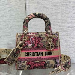 Dior Dioriviera Lady D-Lite Medium Bag Raffia con ricamo Toile de Jouy Sauvage rosa
