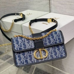Borsa Dior 30 Montaigne East-West con catena Blue Denim Oblique Jacquard