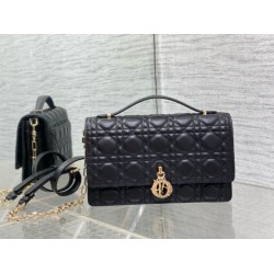 Borsa Dior Miss Dior con manico superiore Pelle di agnello Cannage nera