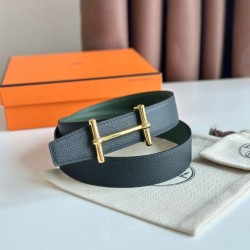 Cintura Hermès H Ancre reversibile, 32 mm, pelle di vitello Epsom Nero e Verde Cintura Hermès H Ancre reversibile, 32 mm, pelle di vitello Epsom Nero e Verde