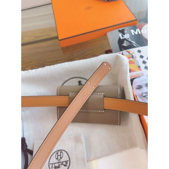 Replica Cintura Hermès Kelly Pocket 18 in vitello Epsom color etoupe imitazione Falso Replica Cintura Hermès Kelly Pocket 18 in vitello Epsom color etoupe imitazione Falso
