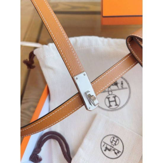 Replica Cintura Hermès Kelly Pocket 18 in vitello Epsom color oro imitazione Falso Replica Cintura Hermès Kelly Pocket 18 in vitello Epsom color oro imitazione Falso