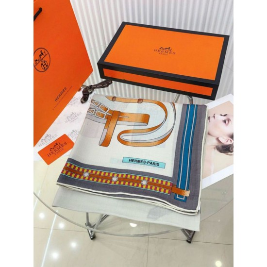 Replica Scialle Hermès Grigio Cina Equestrian Letters 140 imitazione Falso Replica Scialle Hermès Grigio Cina Equestrian Letters 140 imitazione Falso