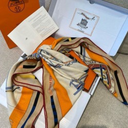 Replica Hermes Beige/Arancione Auto in Equilibrio Scialle 140 imitazione Outlet Replica Hermes Beige/Arancione Auto in Equilibrio Scialle 140 imitazione Outlet