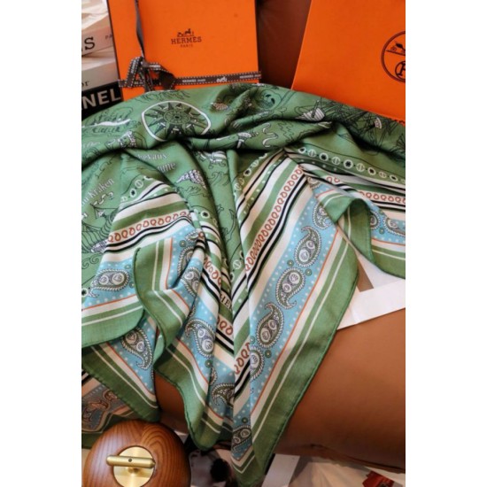 Replica Scialle Hermès Verde Nautical Tattoos Bandana 140 imitazione Falso Replica Scialle Hermès Verde Nautical Tattoos Bandana 140 imitazione Falso