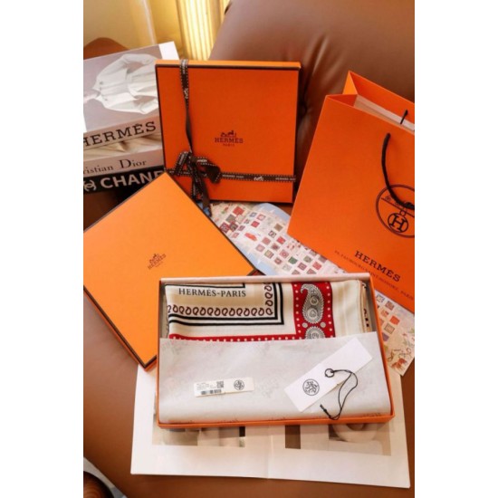 Replica Scialle Hermès Naturel Nautical Tattoos Bandana 140 imitazione Falso Replica Scialle Hermès Naturel Nautical Tattoos Bandana 140 imitazione Falso