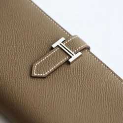 Portafoglio lungo Hermès Bearn fatto a mano in pelle di vitello Epsom tortora Portafoglio lungo Hermès Bearn fatto a mano in pelle di vitello Epsom tortora