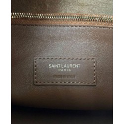 YSL Saint Laurent Le 5 A 7 Supple Small In Pelle Scamosciata Caffè YSL Saint Laurent Le 5 A 7 Supple Small In Pelle Scamosciata Caffè