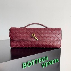 Pochette Andiamo di Bottega Veneta con Manico Agnello Intrecciato Barolo