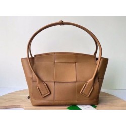 Borsa Media Arco Bottega Veneta Granata Caramello Borsa Media Arco Bottega Veneta Granata Caramello