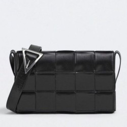 Bottega Veneta Cassett Borsa vitello stropicciata nera