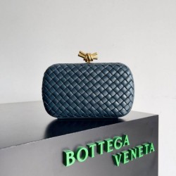 Bottega Veneta Knot Minaudiere Clutch Space Intrecciato Agnello