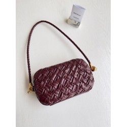Bottega Veneta Nodo Minaudiere Sulla Tracolla Foulard Barolo Intreccio Bottega Veneta Nodo Minaudiere Sulla Tracolla Foulard Barolo Intreccio