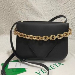 Bottega Veneta Mount Medium Envelope Borsa vitello nera