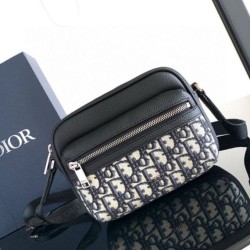 Dior Borsa a tracolla con cerniera Mini Rider 2.0 beige obliquo con pelle nera