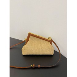 Borsa piccola Fendi First paglia di rafia naturale Borsa piccola Fendi First paglia di rafia naturale