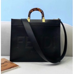 Fendi Sunshine Medium Shopper Borsa vitello nera Fendi Sunshine Medium Shopper Borsa vitello nera