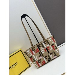 Borsa piccola Roll Tote Fendi tela con ricamo FF multicolore Borsa piccola Roll Tote Fendi tela con ricamo FF multicolore