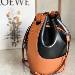 Loewe Piccolo Balloon Bucket Borsa Nero/Tan vitello