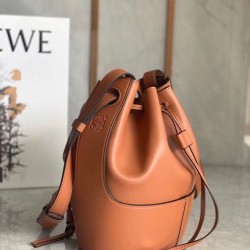 Loewe Piccolo Balloon Bucket Borsa Cammello vitello