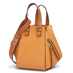 Loewe Compact Hammock Borsa Light Caramel Grained Calfskin