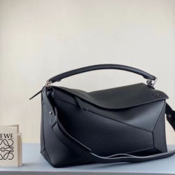 Borsa Puzzle grande Loewe Nera grana