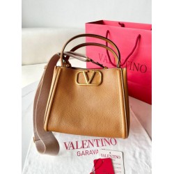 Valentino Alltime Medium Borsa Marrone vitello granata Valentino Alltime Medium Borsa Marrone vitello granata