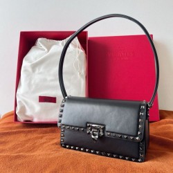 Valentino Rockstud23 Borsa a tracolla vitello nera