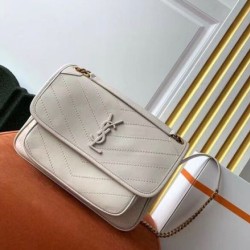 Borsa media Saint Laurent Niki agnello bianca