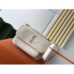 Borsa media Saint Laurent Niki agnello bianca Borsa media Saint Laurent Niki agnello bianca
