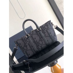 Borsa Dior Weekender 25 nera Maxi Dior Oblique Jacquard