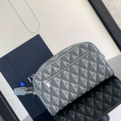 Borsa da toilette Dior in tela grigia CD Diamond Borsa da toilette Dior in tela grigia CD Diamond