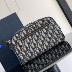 Borsa da toilette Dior in jacquard beige obliquo Dior