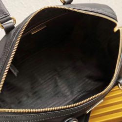 Prada Borsa tote Fever-Edition in nylon riciclato e Safiano Nero