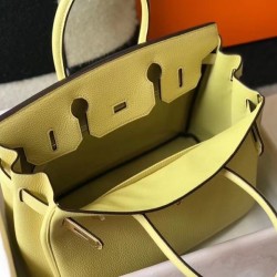 Borsa Hermes Birkin 30 cm in pelle Clemence Jaune Poussin GHW