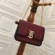 Replica Borsa TB piccola in pelle di agnello con monogramma trapuntato rossa Replica Borsa TB piccola in pelle di agnello con monogramma trapuntato rossa