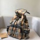 Replica Zaino Medium da donna con motivo Vintage check e banda con icona Replica Zaino Medium da donna con motivo Vintage check e banda con icona