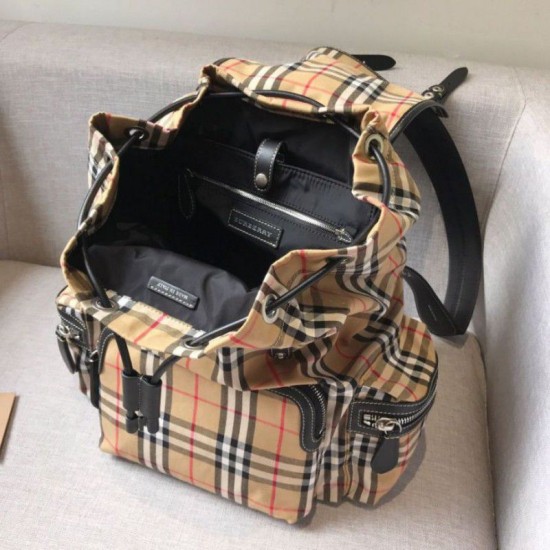 Replica Zaino Medium Men con motivo Vintage check e banda con icona Replica Zaino Medium Men con motivo Vintage check e banda con icona