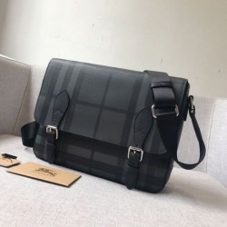 Borsa a tracolla da uomo London Check nera