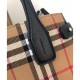 Replica piccolo striscione in nero check vintage Replica piccolo striscione in nero check vintage