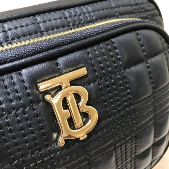 Replica Burberry Borsa per fotocamera trapuntata piccola nera Replica Burberry Borsa per fotocamera trapuntata piccola nera