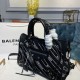 Replica Borsa logo Balenciaga Manico Allover chiaretto Replica Borsa logo Balenciaga Manico Allover chiaretto