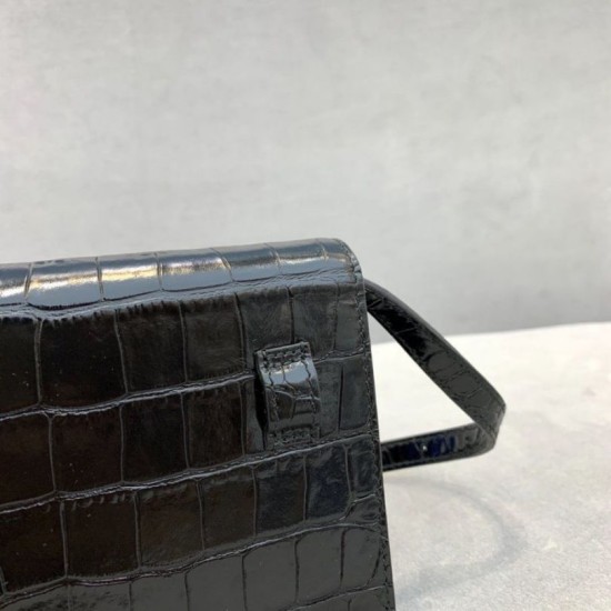 Replica Balenciaga Sharp XS Marsupio vitello lucida goffrata coccodrillo Replica Balenciaga Sharp XS Marsupio vitello lucida goffrata coccodrillo
