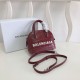 Replica Borsa a tracolla Balenciaga Ville XXS con manico in pelle stampa coccodrillo Claret Replica Borsa a tracolla Balenciaga Ville XXS con manico in pelle stampa coccodrillo Claret