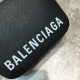 Replica Borsa per fotocamera piccola Balenciaga Everyday Pelle di vitello pieno fiore nera Replica Borsa per fotocamera piccola Balenciaga Everyday Pelle di vitello pieno fiore nera